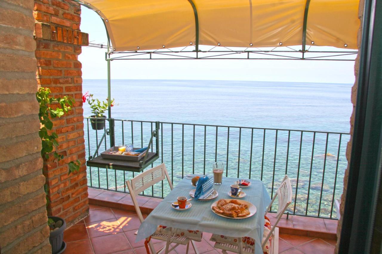 Bed and Breakfast Bb Il Generale Шилла Экстерьер фото